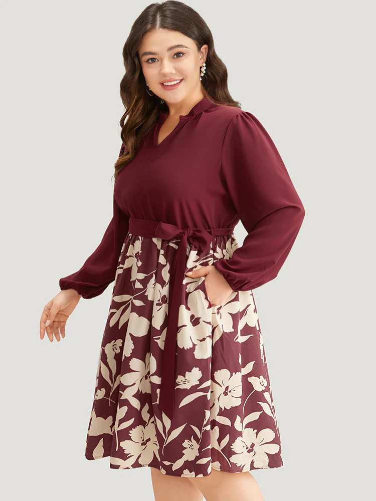 Silhouette Floral Print Belted Pleated Dress - Image 4