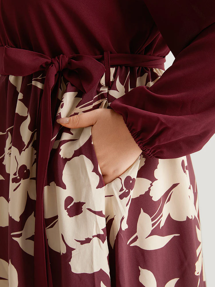 Silhouette Floral Print Belted Pleated Dress - Image 7