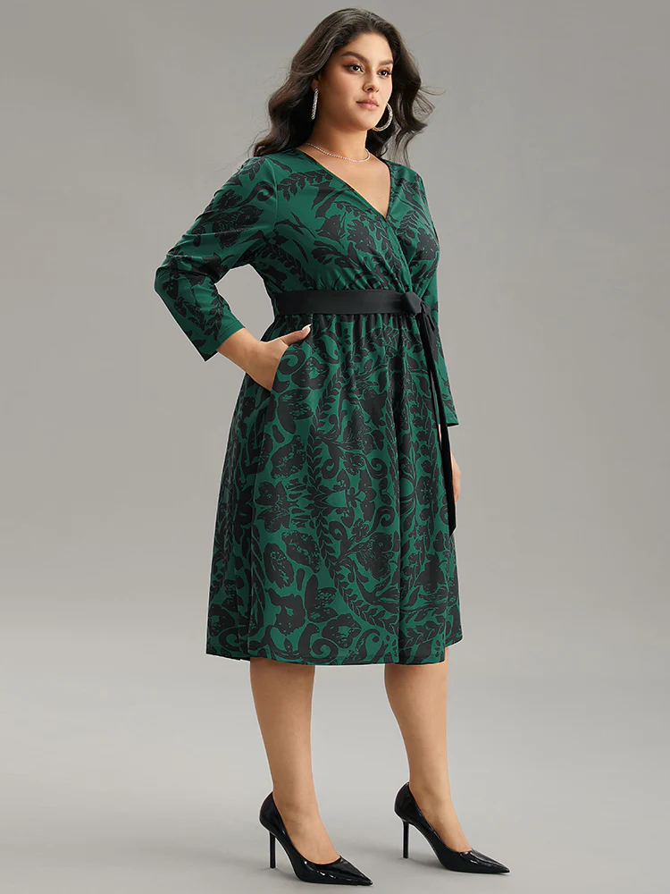 Silhouette Floral Print Belted Wrap Dress - Image 3