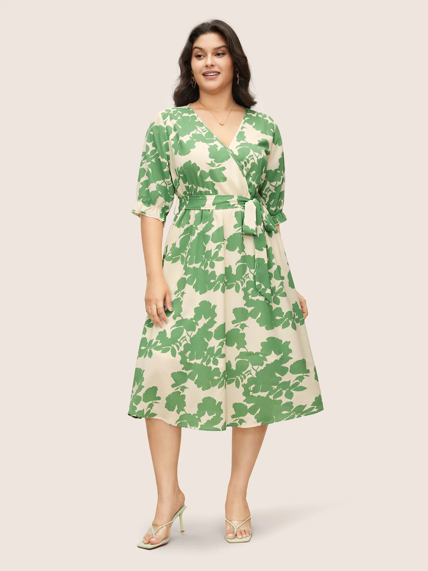 Silhouette Floral Print Overlap Collar Lantern Sleeve Dress - Image 2