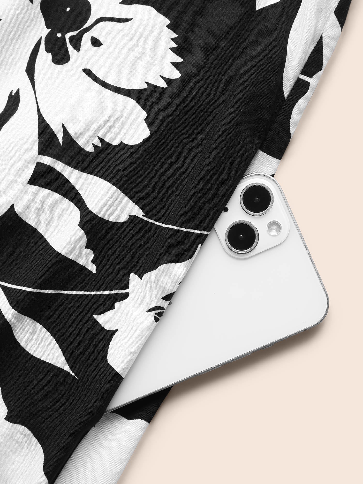 Silhouette Floral Print Patchwork Crossover Pocket Dress - Image 6