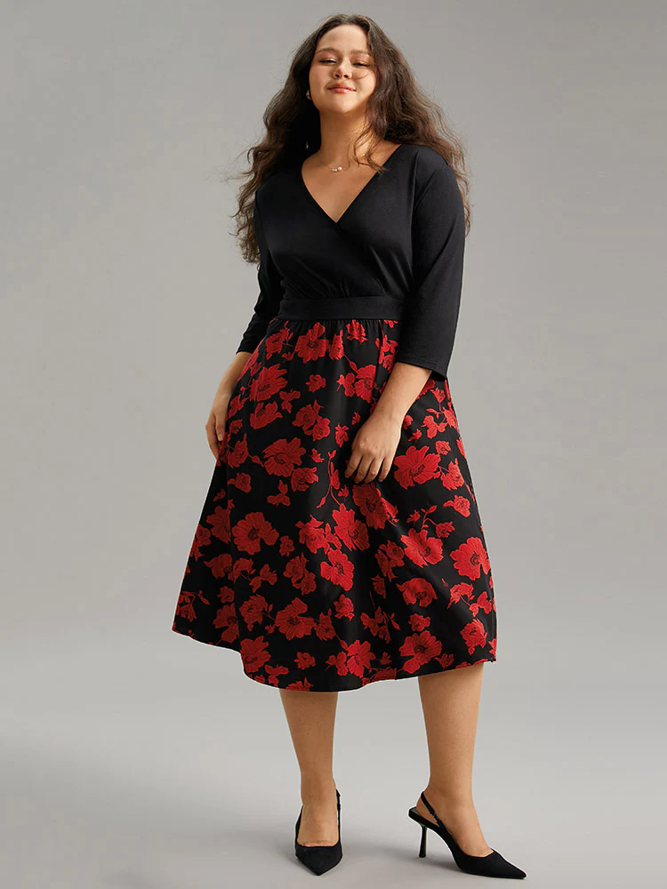 Silhouette Floral Print Patchwork Surplice Neck Dress - Image 3