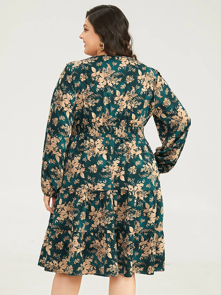 Silhouette Floral Print Surplice Neck Shirred Dress - Image 3