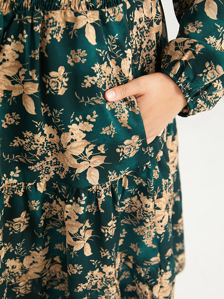 Silhouette Floral Print Surplice Neck Shirred Dress - Image 6