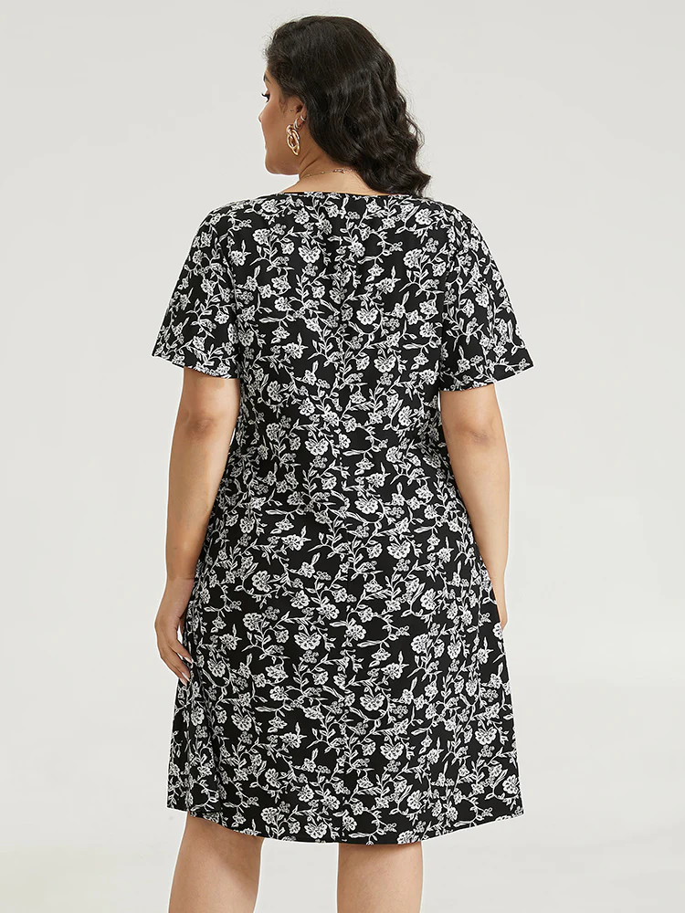 Silhouette Floral Print V Neck Ruffles Lace Panel Dress - Image 2