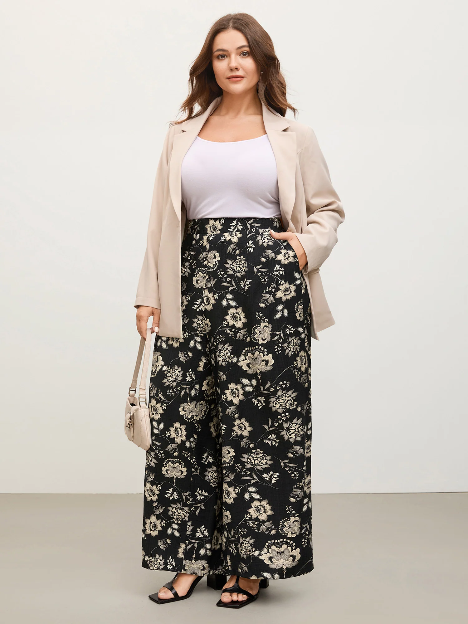 Silhouette Floral Print Wide-Leg Pants - Image 2
