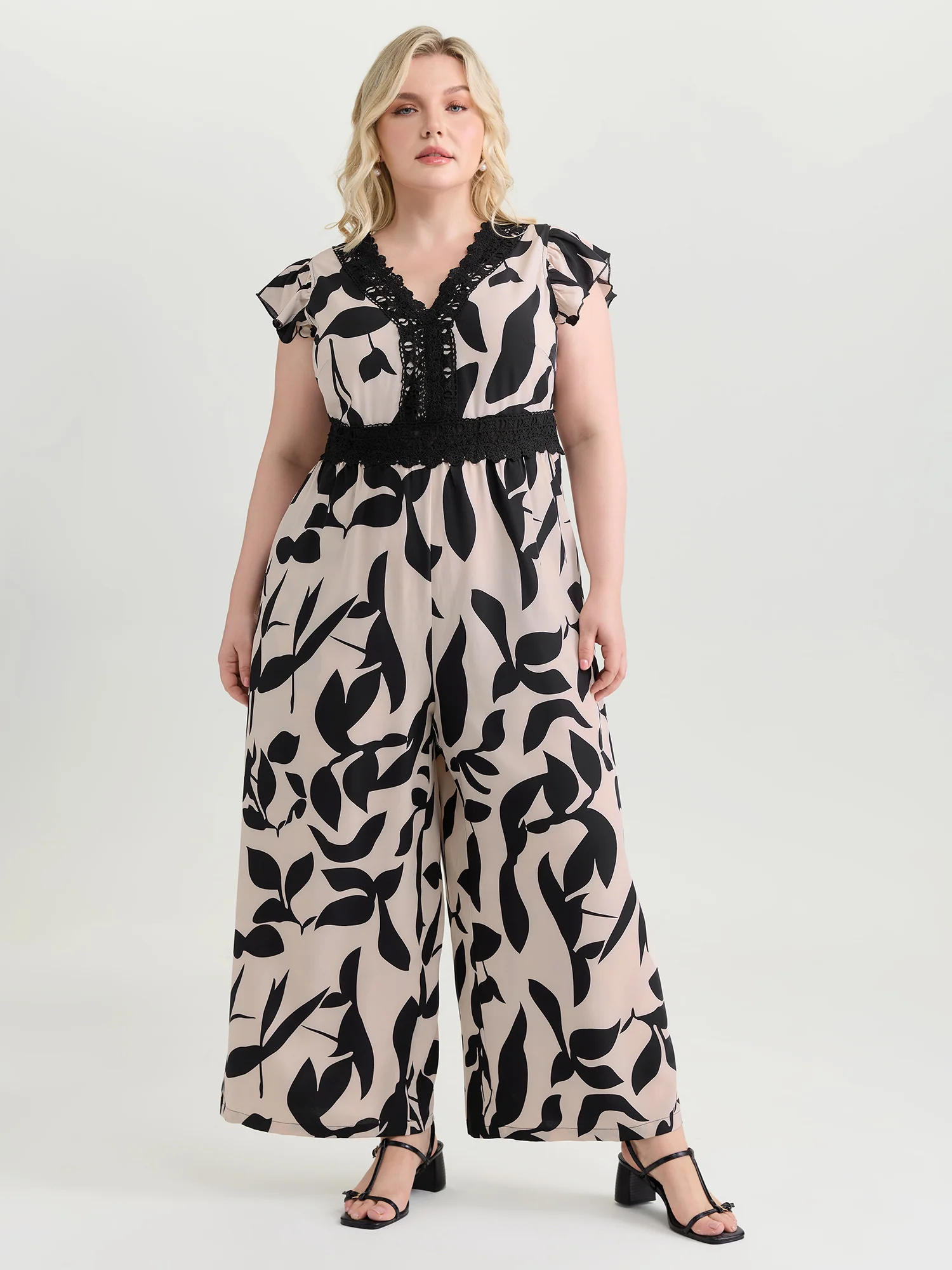 Silhouette Flower Lace Waist-Defining Jumpsuit - Image 3