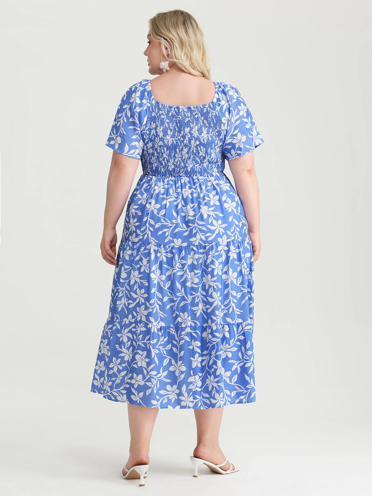Silhouette Flower Print Shirred Pockets Midi Dress - Image 4