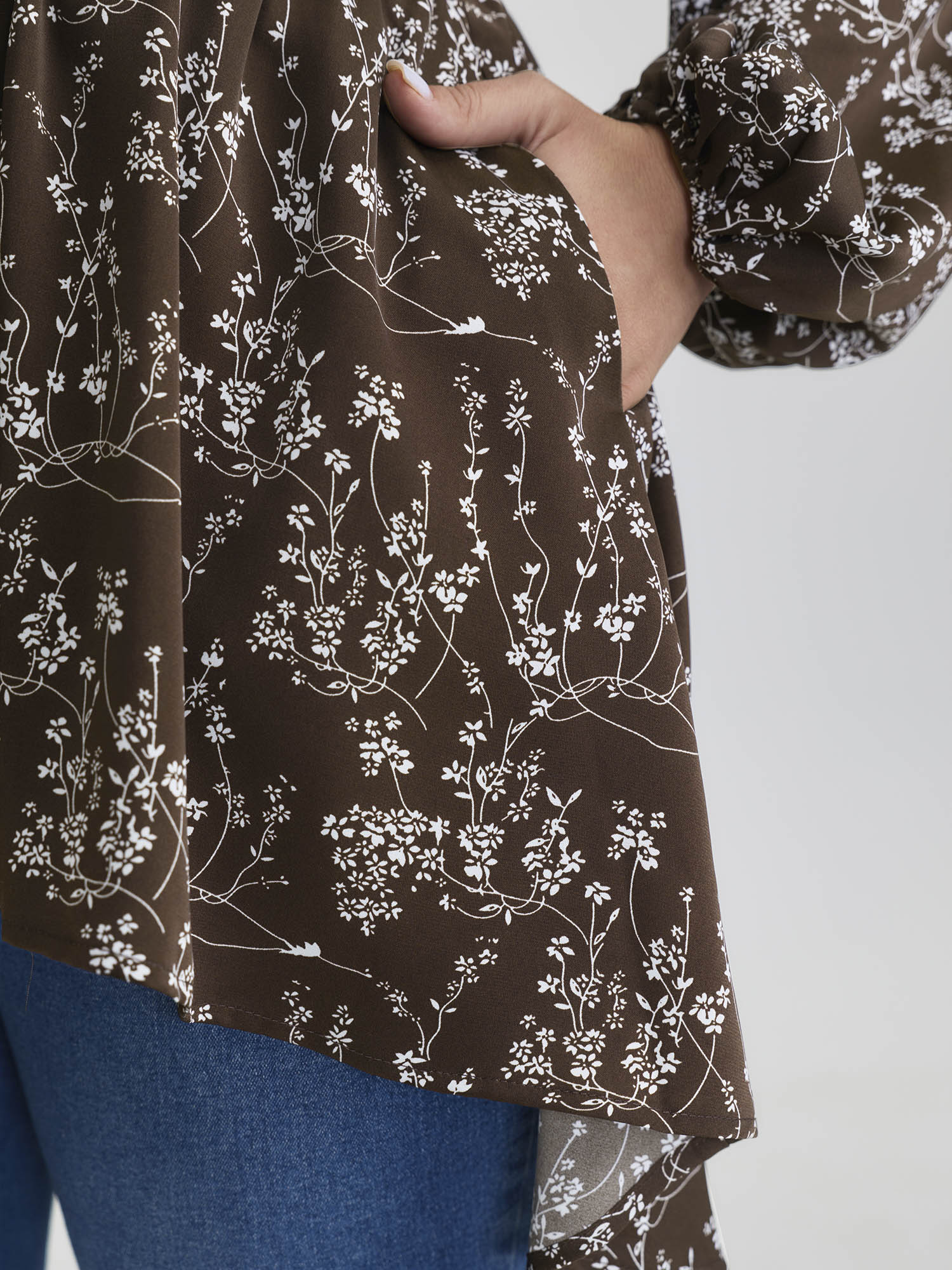 Silohuette Flower V-Neck Blouse - Image 4