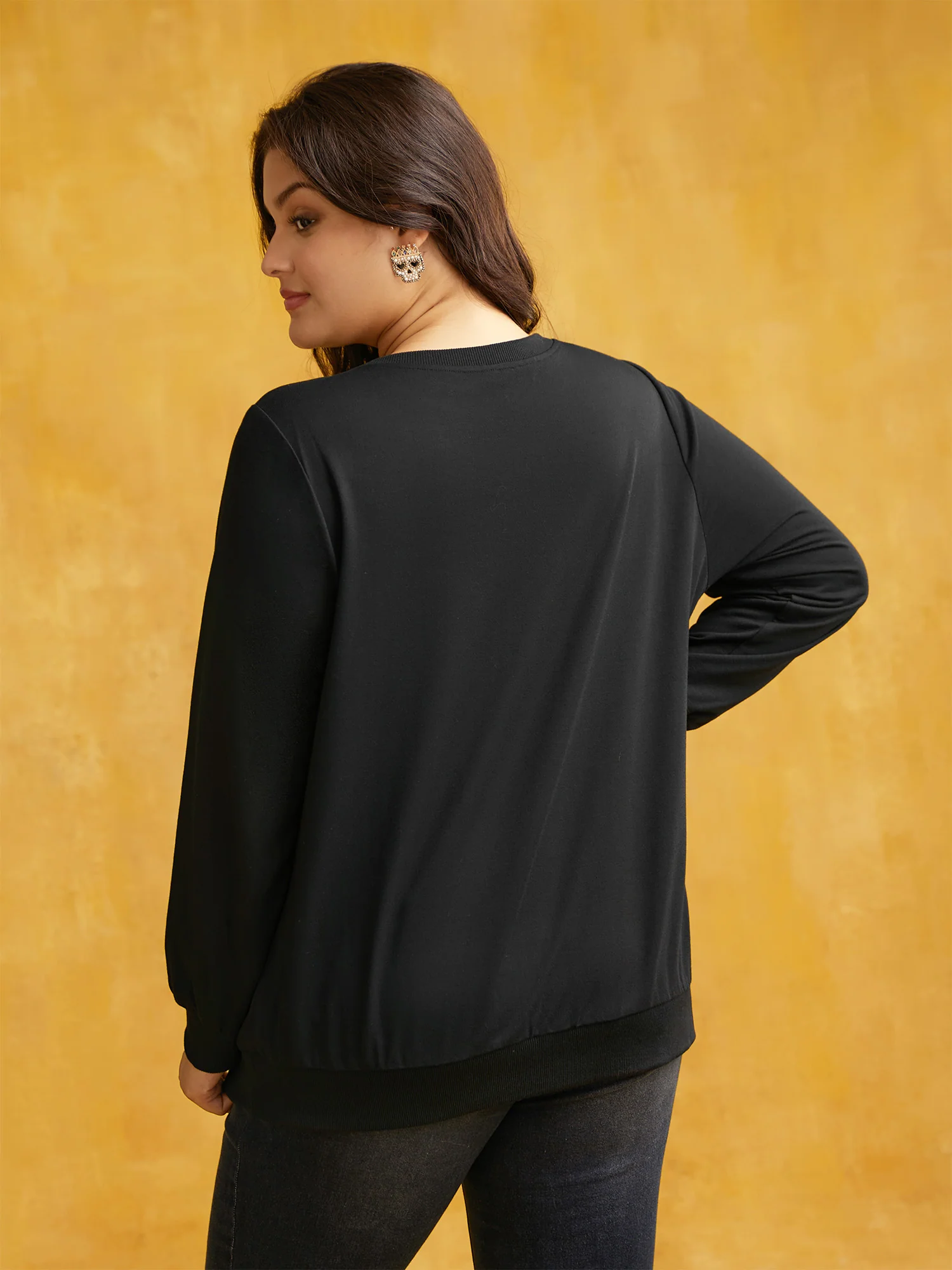 Skeleton Embroidered Crew Neck Sweatshirt - Image 10
