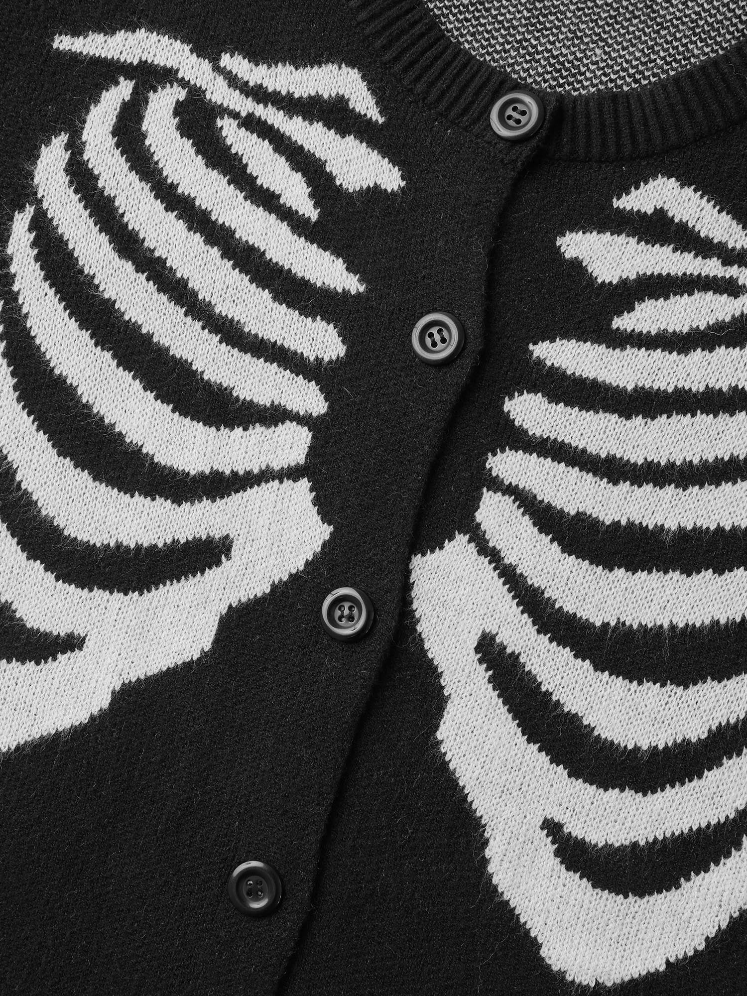 Skeleton Ribcage Print Button Knit Cardigan - Image 6