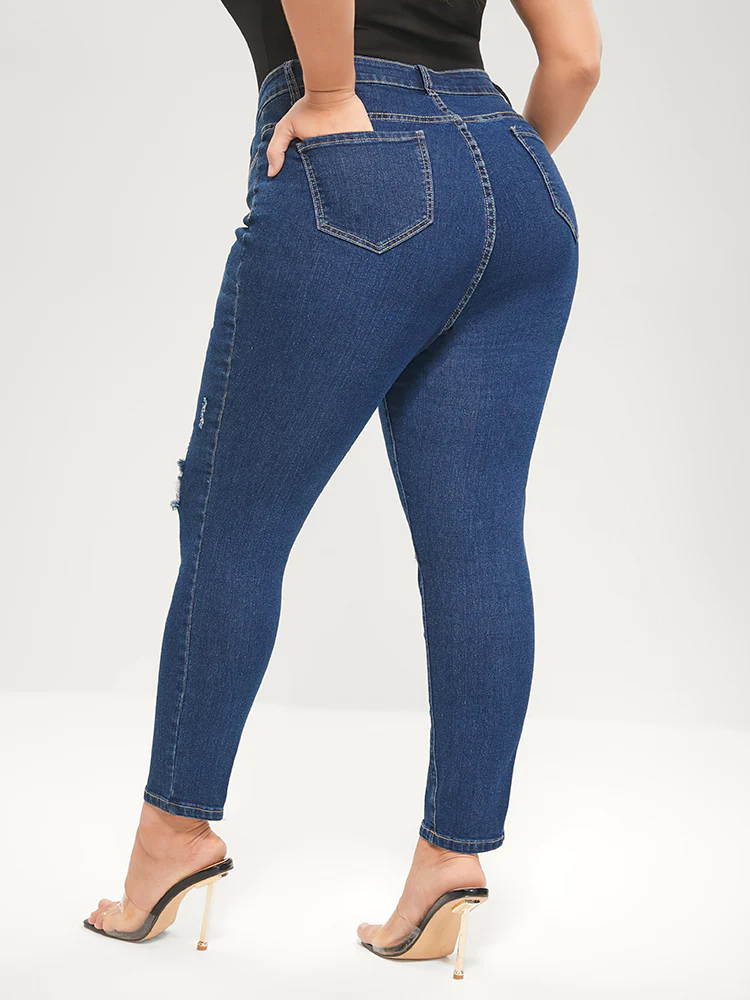 Skinny Moderately Stretchy Mid Rise Medium Wash Pocket Jeans - Image 3