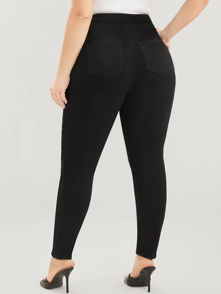 Skinny Slightly Stretchy High Rise Black Wash Button Detail Pocket Jeans - Image 6