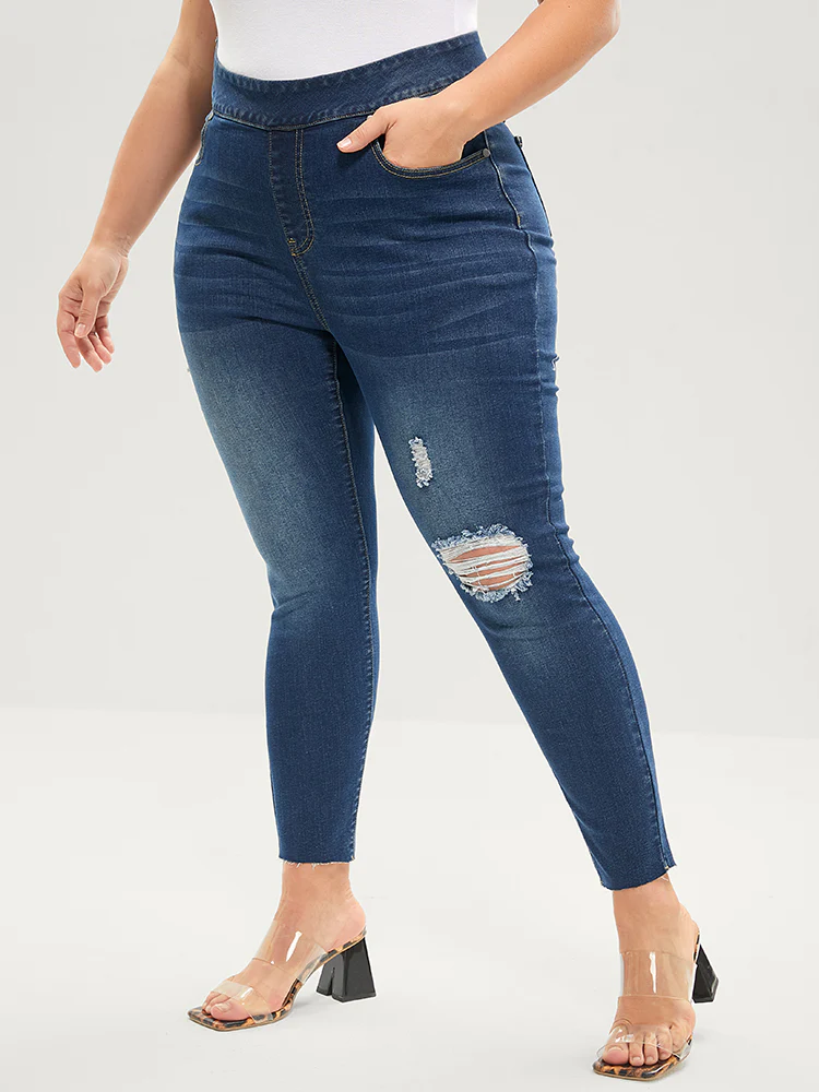 Skinny Very Stretchy  High Rise Medium Wash Sculpt Waist Jeans - Image 4