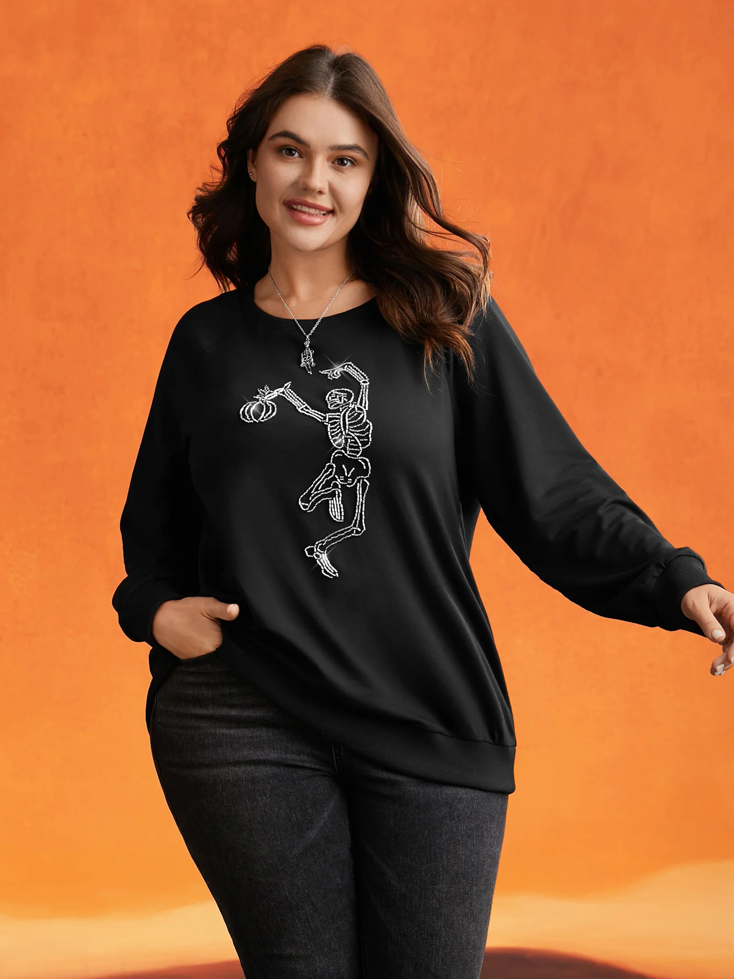 Skull Embellished Raglan Sweatshirt - Image 3