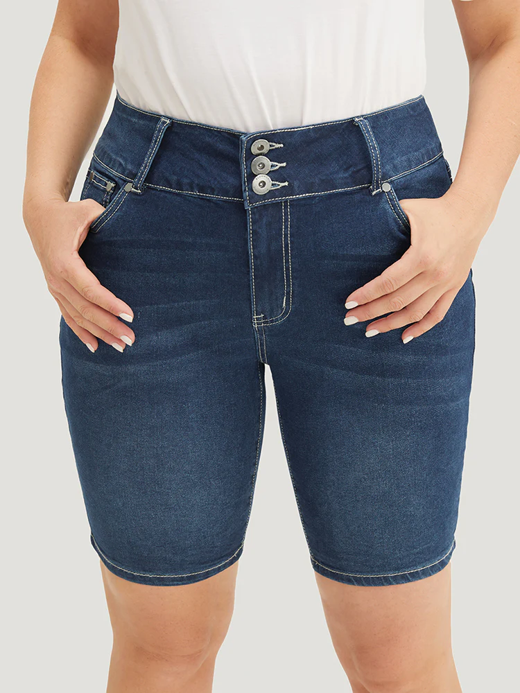 Slightly Stretchy  High Rise Black Wash Denim Shorts - Image 3