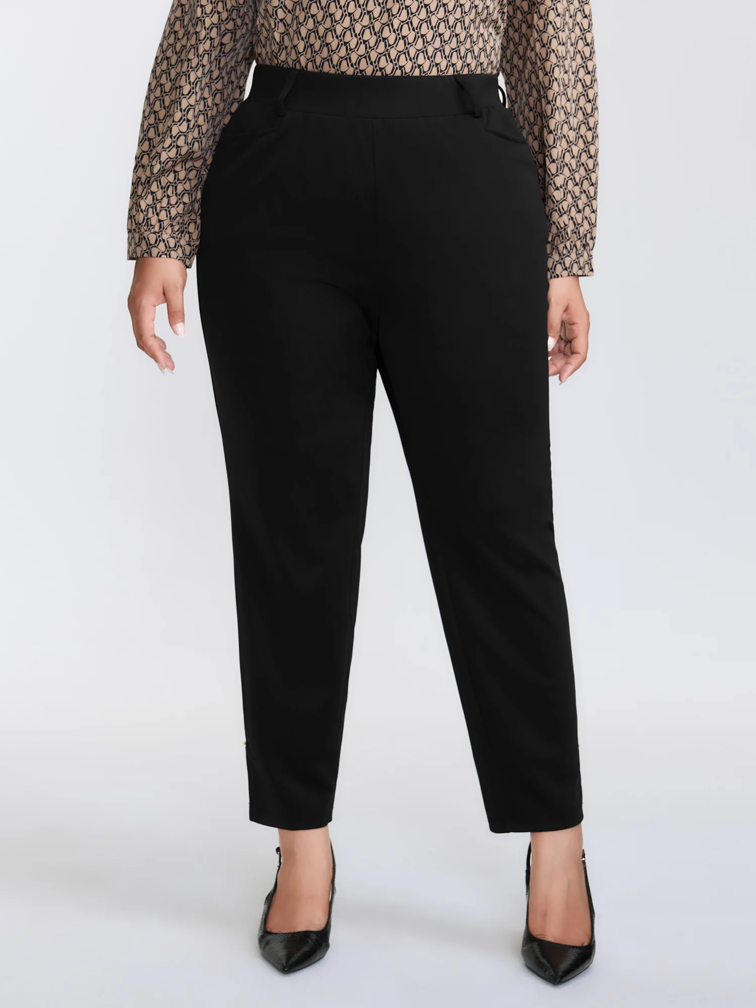 Slit Metal Detail Skinny-Fit Pants - Image 6