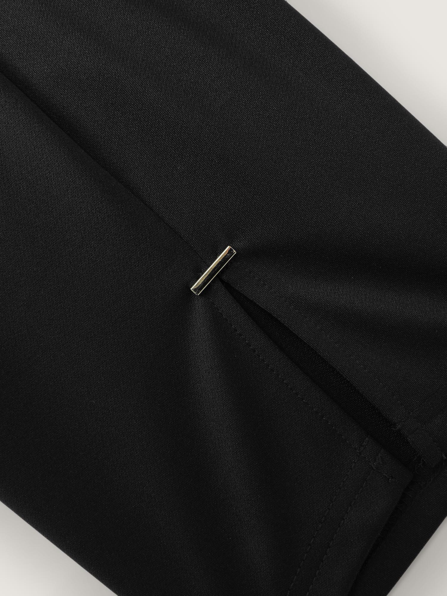 Slit Metal Detail Skinny-Fit Pants - Image 8