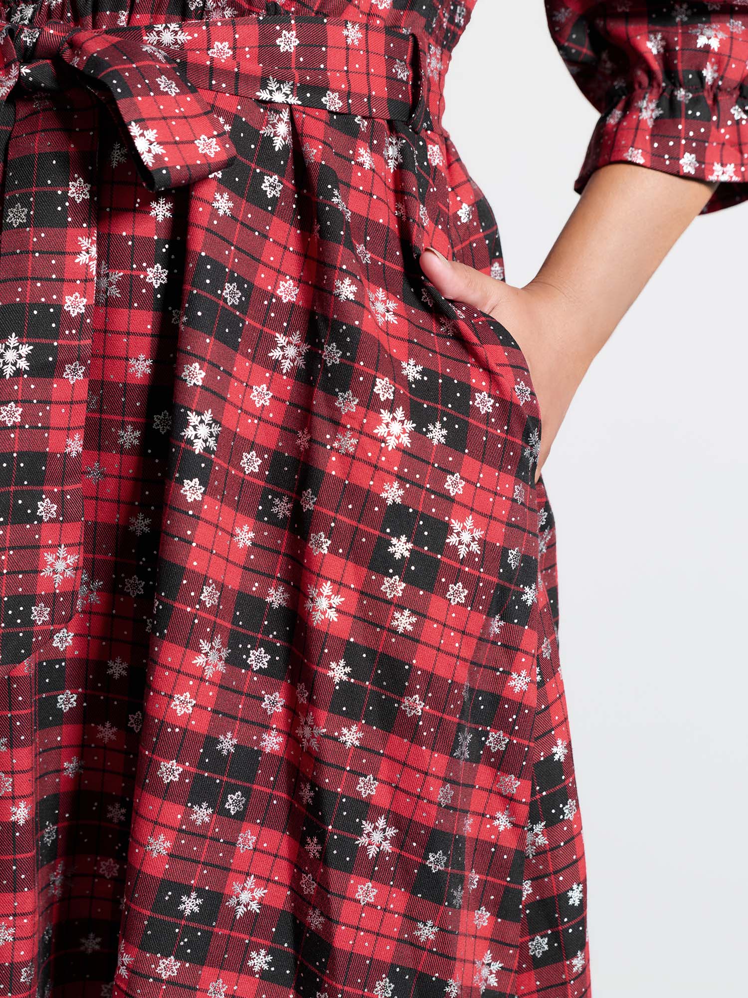 Snow Checkered Print Shirred Midi Dress - Image 3