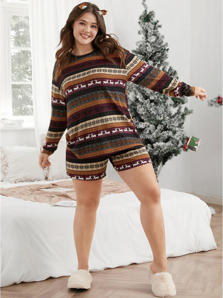 Snowflake & Elk Print Pajama Set - Image 5