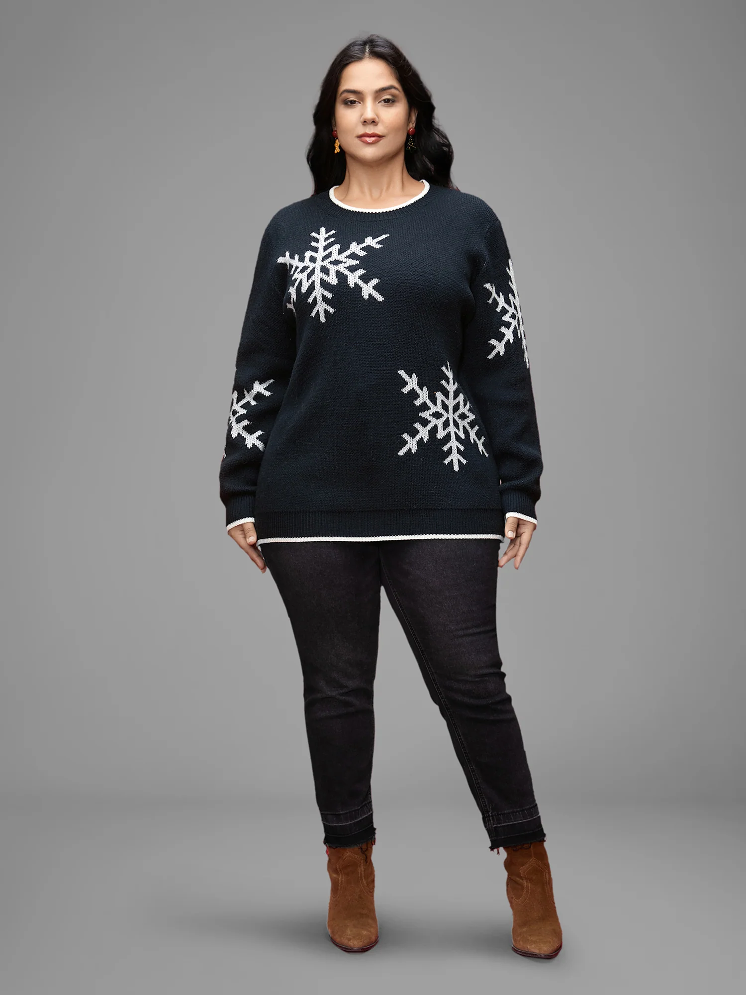 Snowflakes Pattern Contrasting Hem Pullover - Image 2