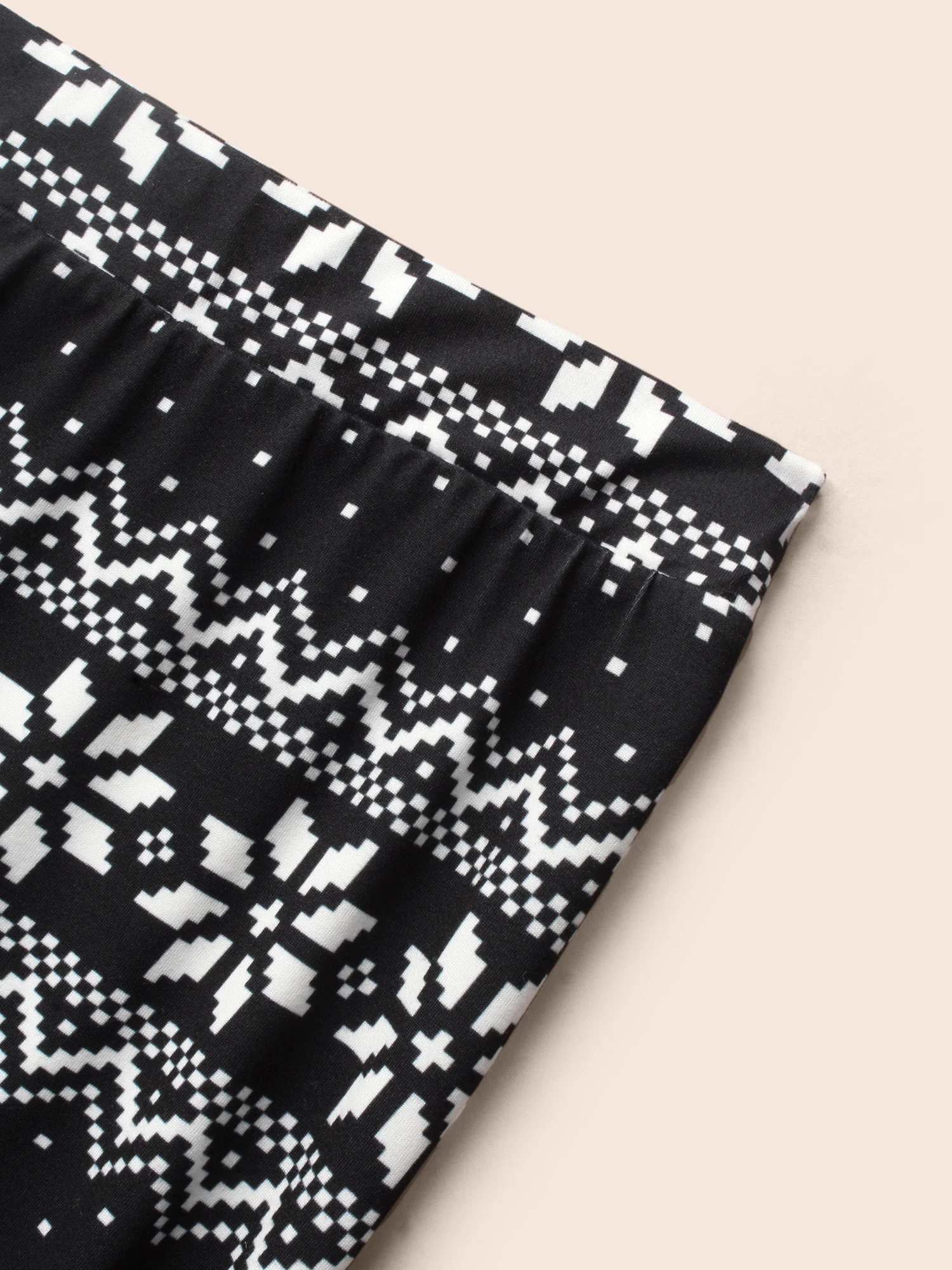 Snowflakes Printed High-Waist Stretchy Leggings - Image 6