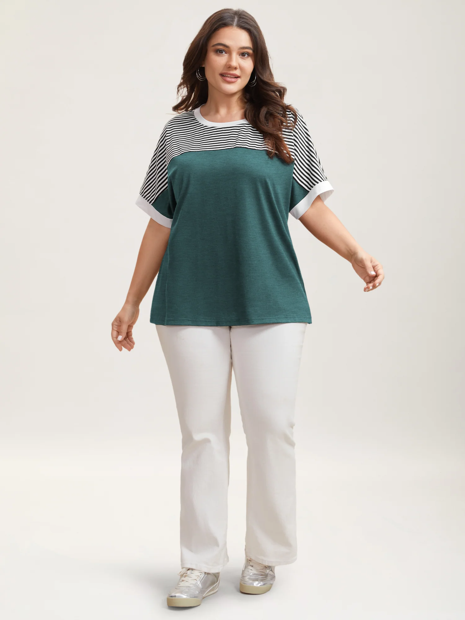 Solid and Striped Contrast Hem T-Shirt - Image 11
