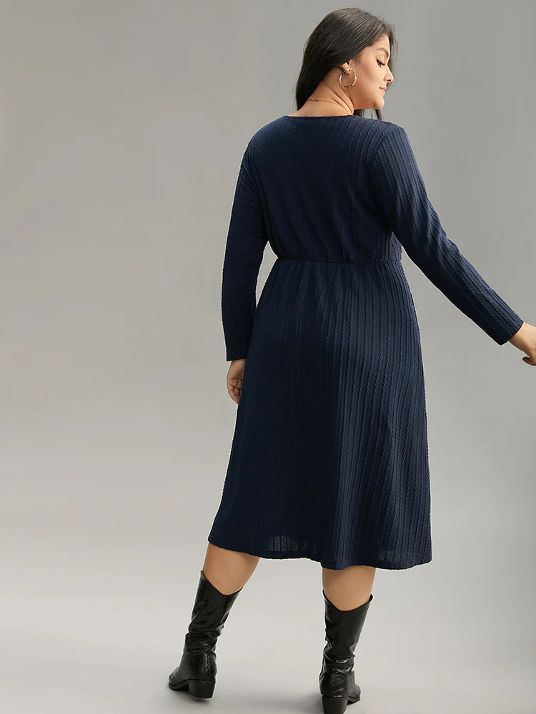 Solid Appliques Button Detail Elastic Waist Dress - Image 3