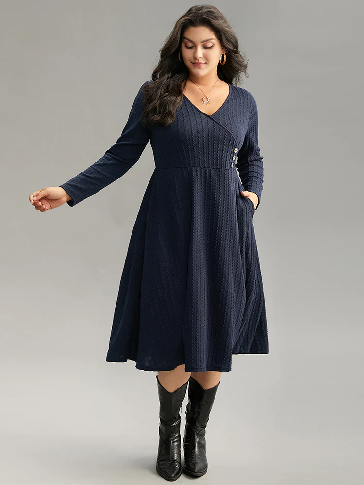 Solid Appliques Button Detail Elastic Waist Dress - Image 5