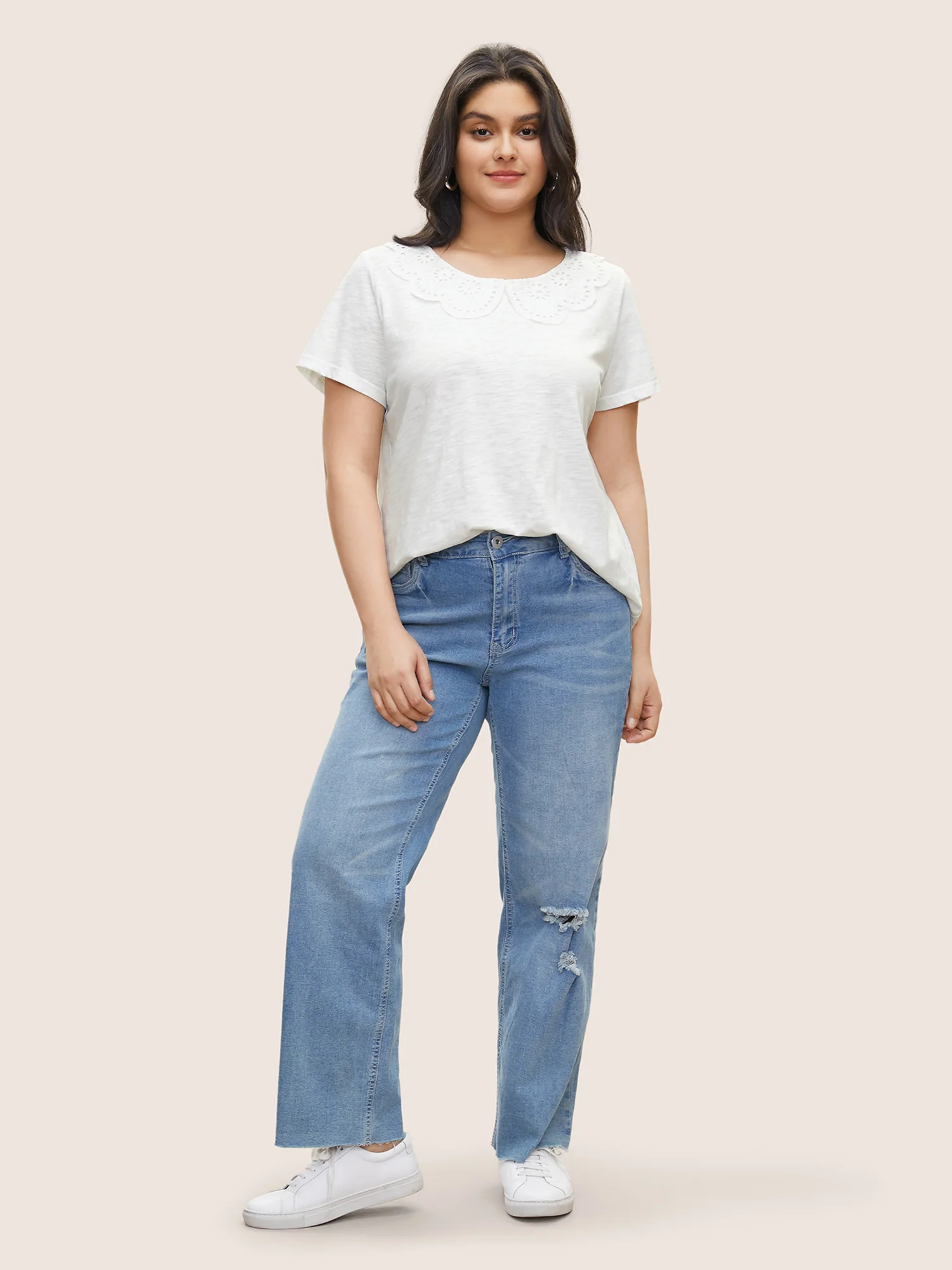 Solid Broderie Anglaise Peter Pan Collar T-shirt - Image 3
