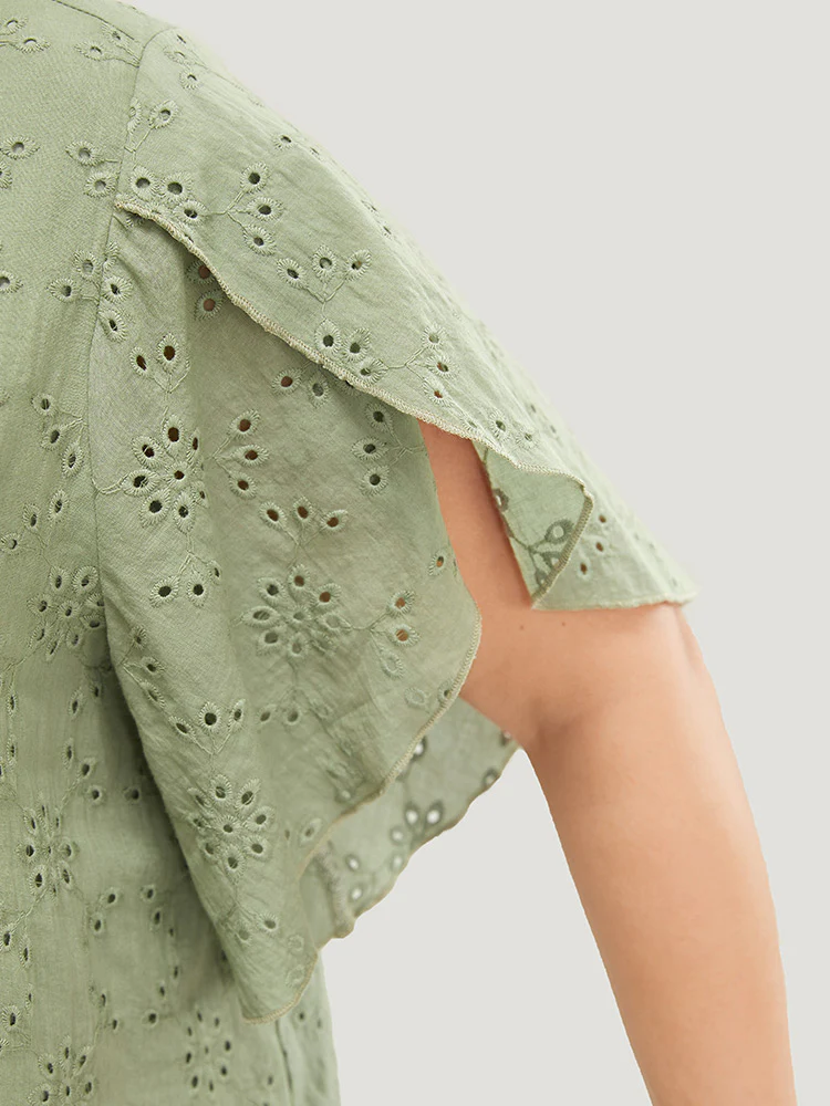 Solid Broderie Anglaise Split Sleeve Contrast Lace Blouse - Image 7