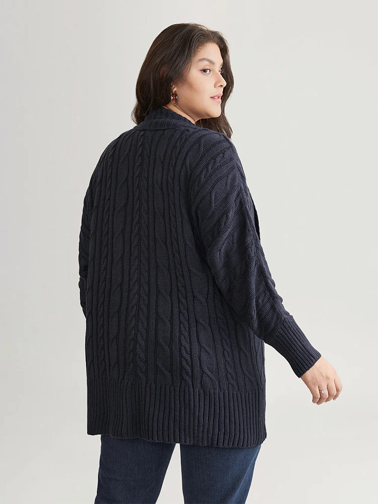 Solid Cable Knit Texture Arc Hem Dolman Sleeve Cardigan - Image 2