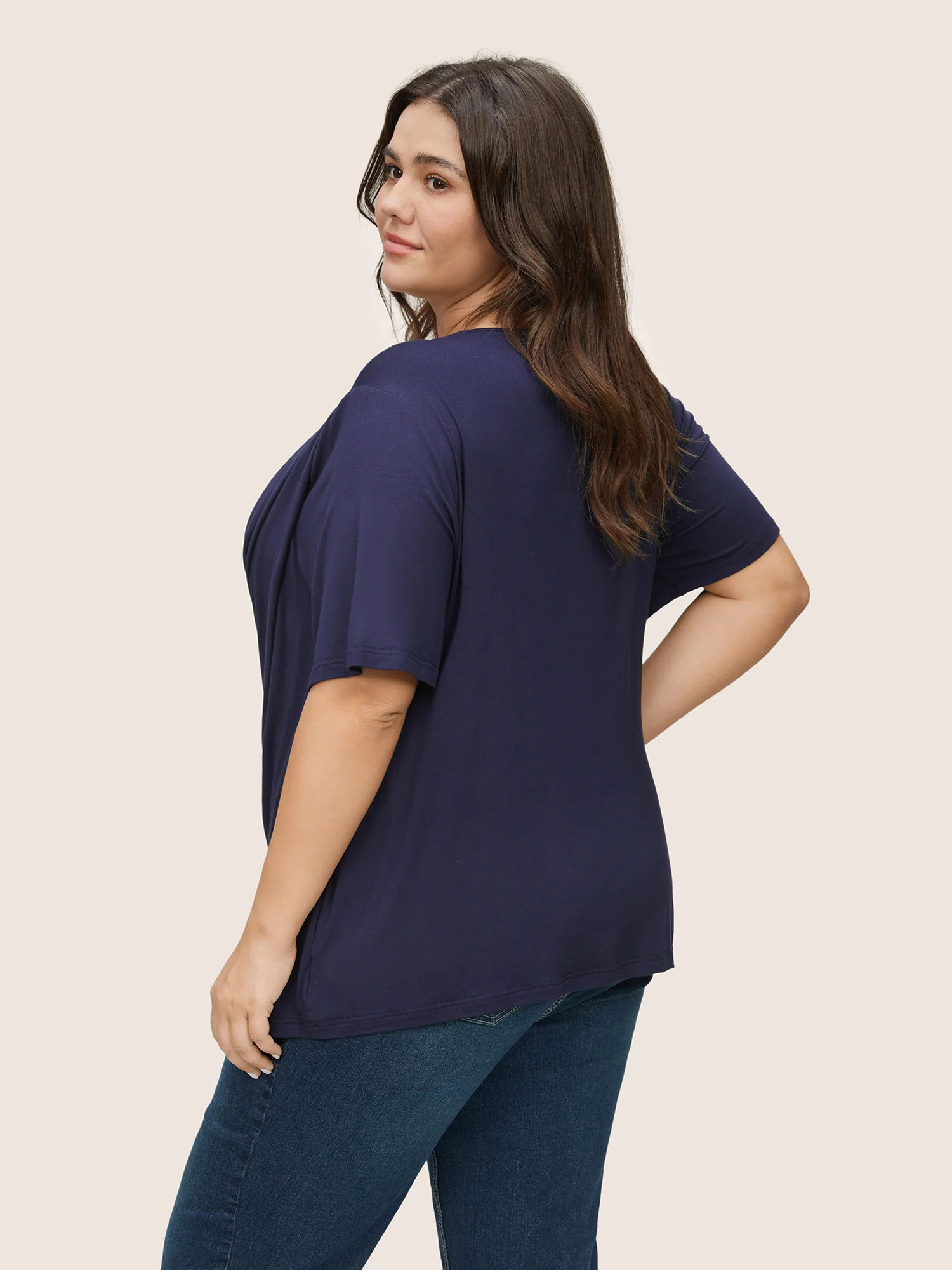 Solid Cowl Neck Gathered T-shirt - Image 2