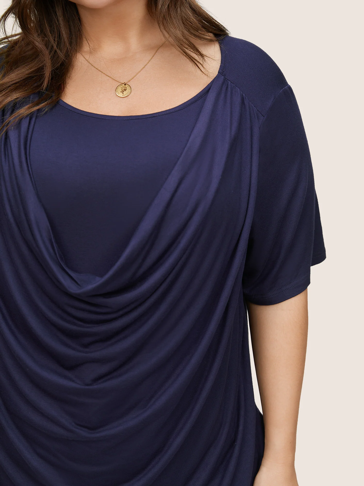 Solid Cowl Neck Gathered T-shirt - Image 4