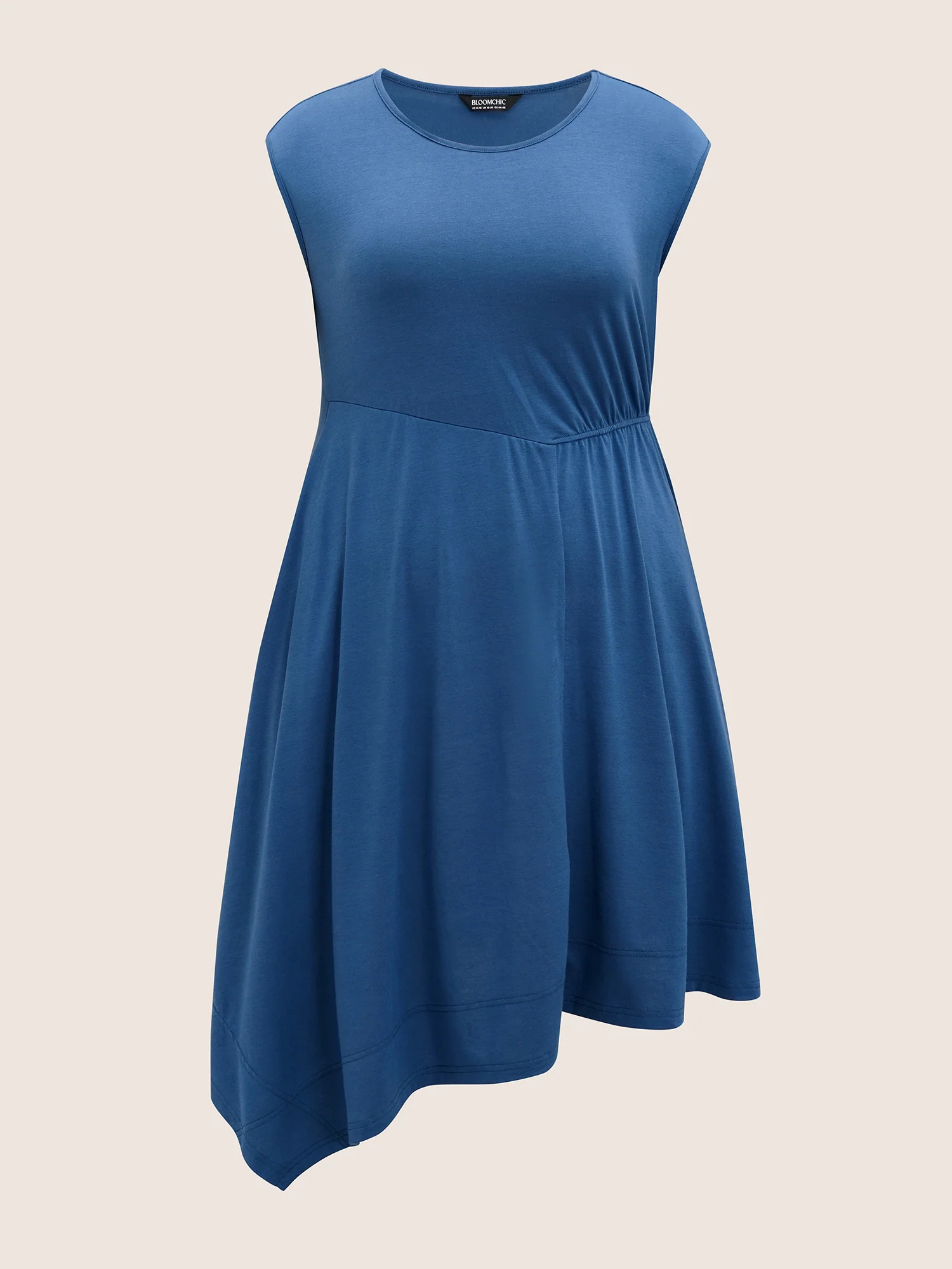 Solid Crew Neck Asymmetrical Hem Dress - Image 7