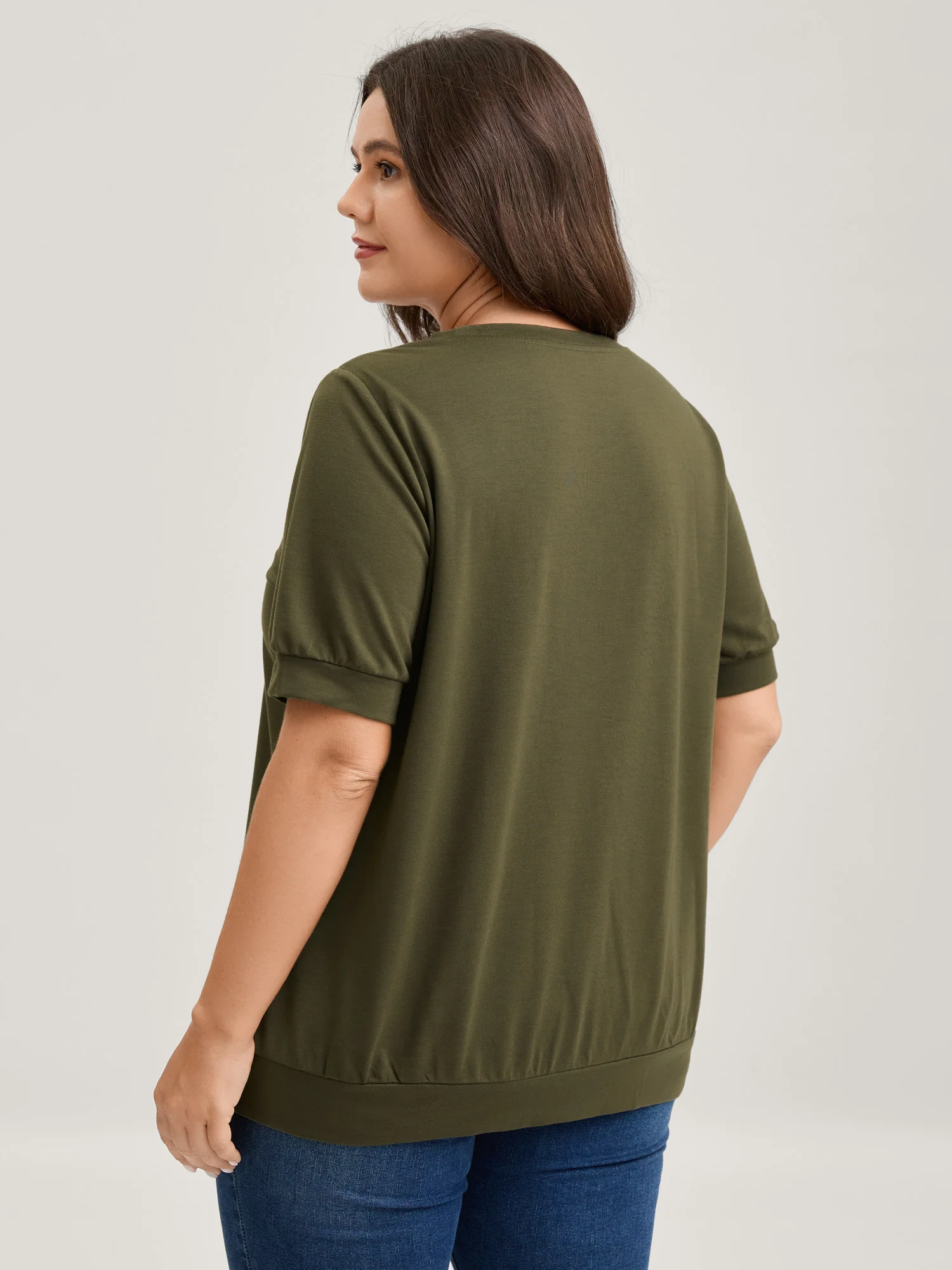 Solid Crew Neck Relaxed Sweatshirt - Image 4
