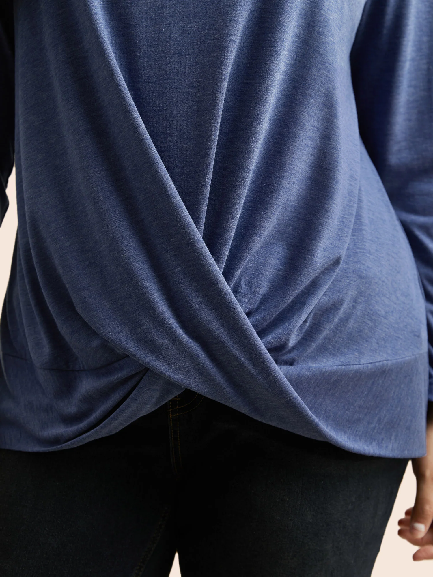 Solid Crew Neck Twist Front T-shirt - Image 4