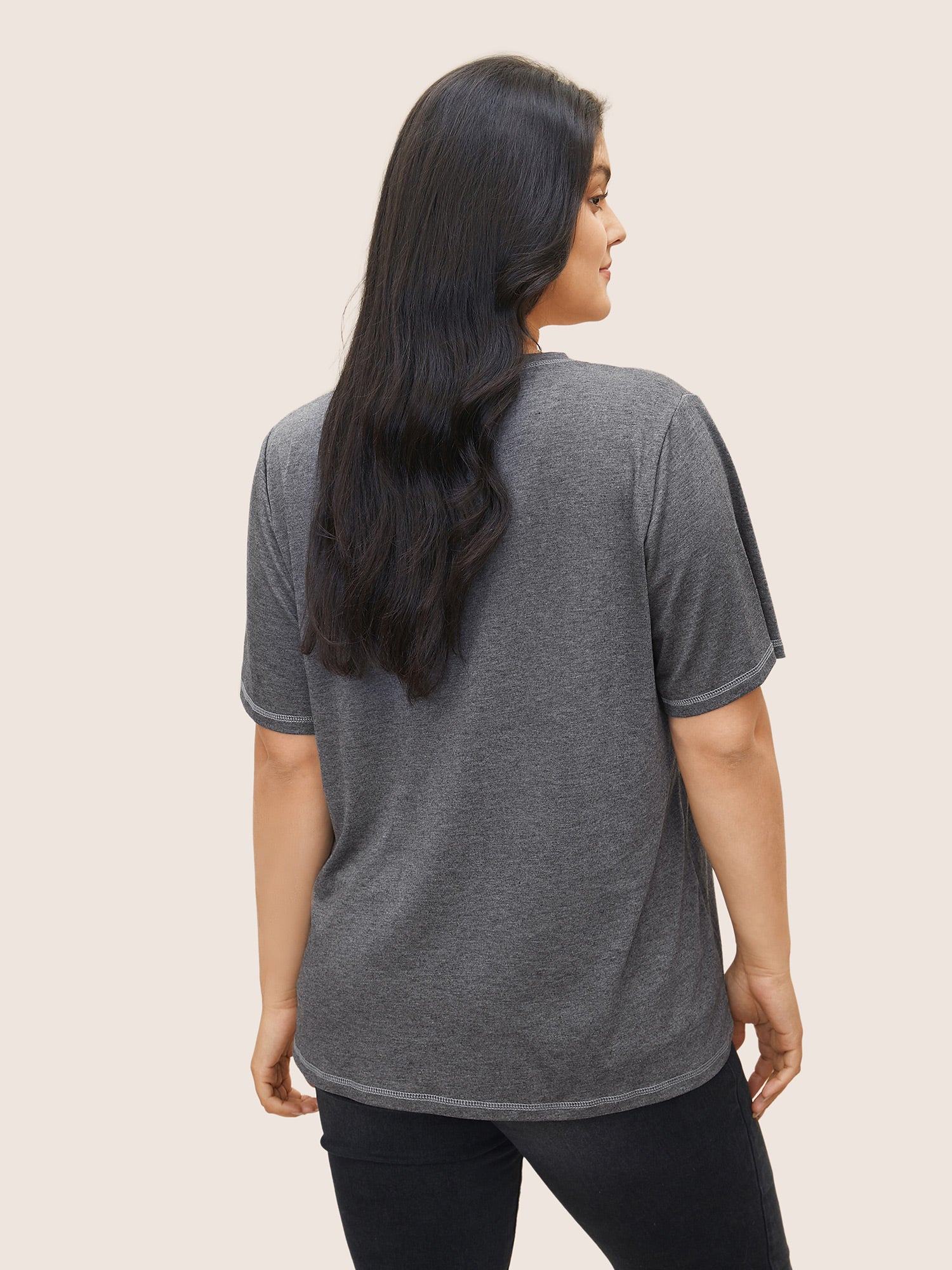 Solid Crisscross Neck Contrast Stitch T-shirt - Image 8