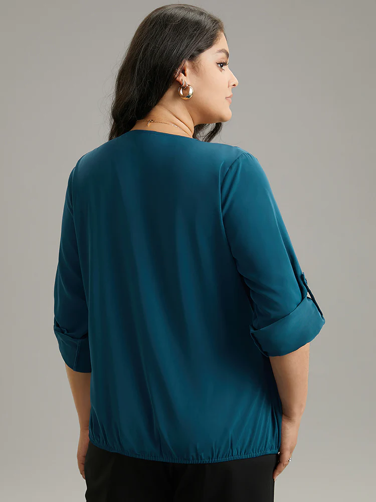 Solid Crossover Roll Tab Sleeve Blouse - Image 6