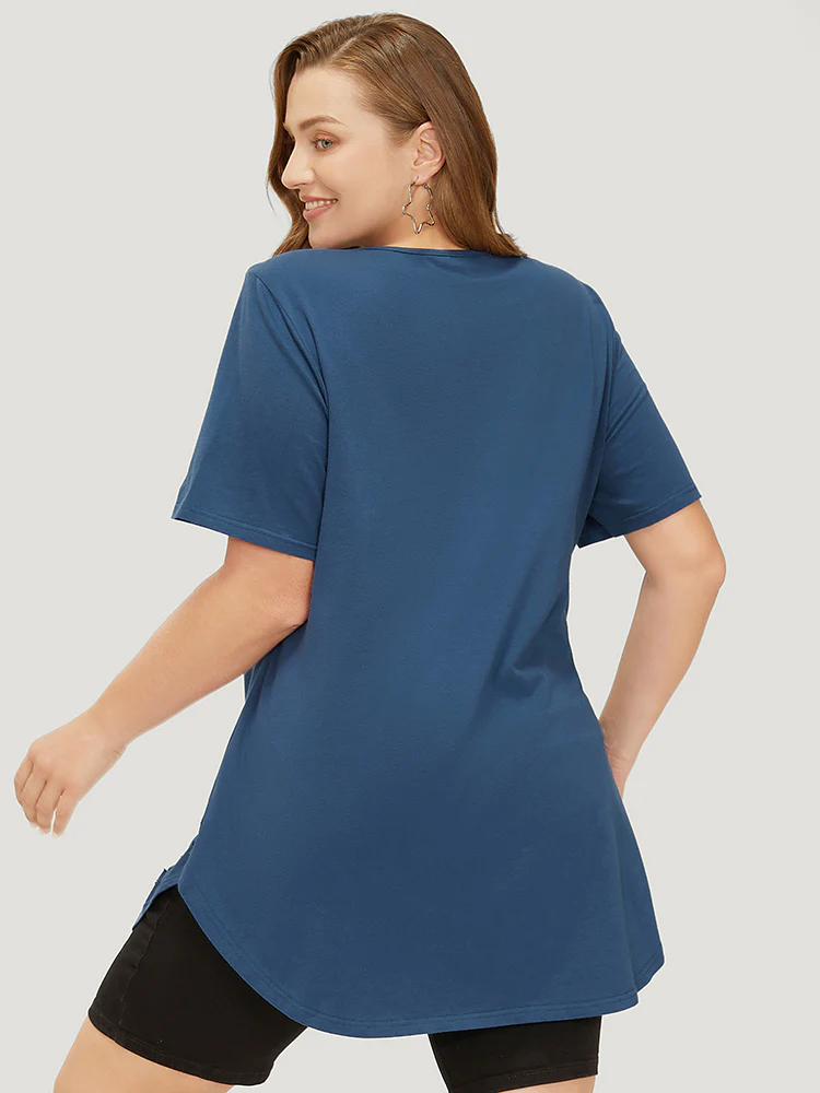 Solid Distressed Detail Arc Hem Keyhole Neck T-shirt - Image 2