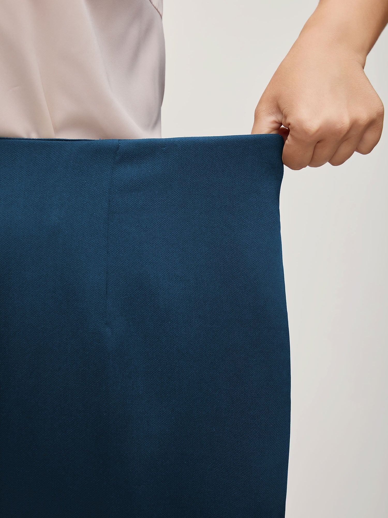 Solid Elastic Waist Pleated Wide Leg Pants - Image 16
