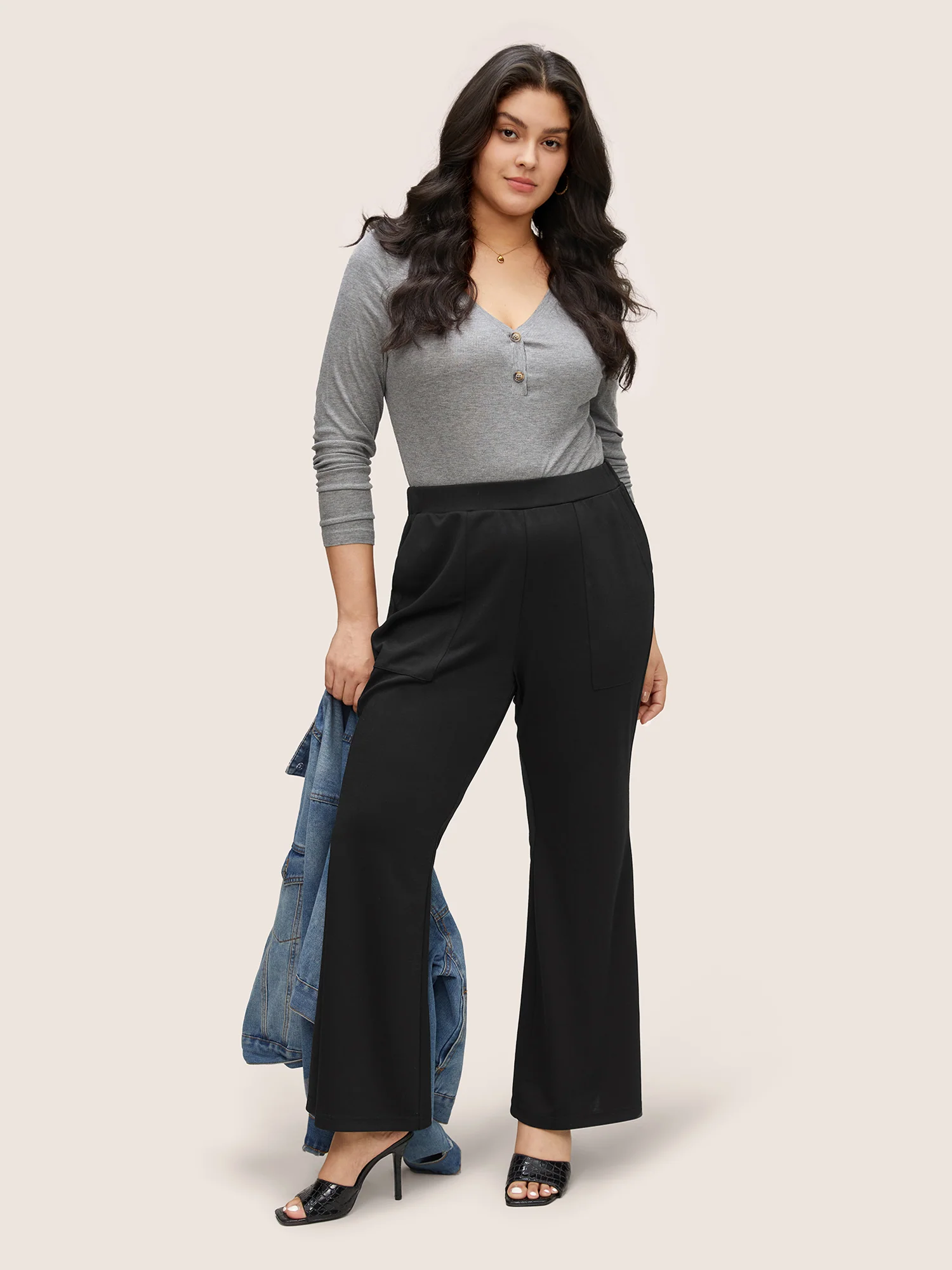 Solid Elastic Waist Pocket Flare Leg Pants - Image 3