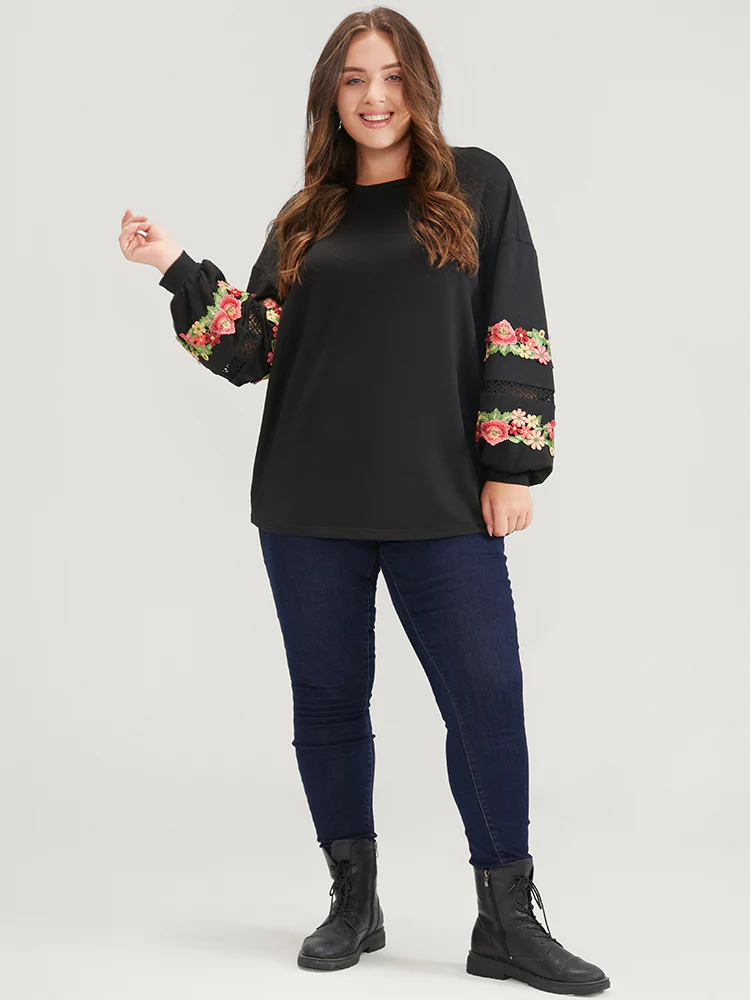 Solid Floral Embroidered Contrast Lace Sweatshirt - Image 3