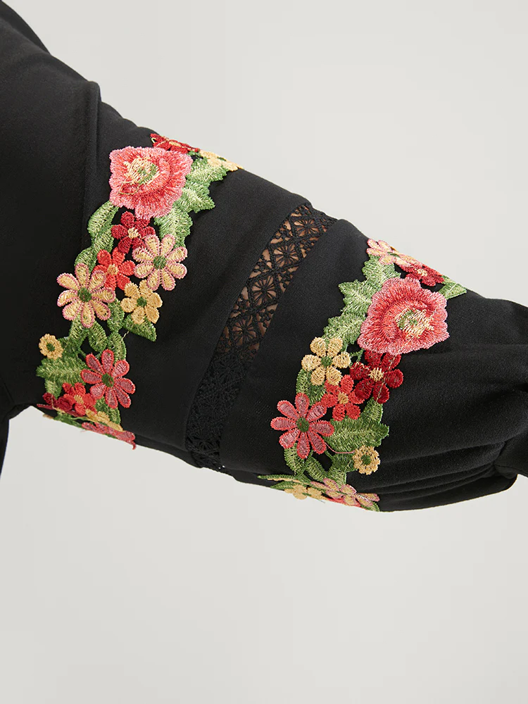 Solid Floral Embroidered Contrast Lace Sweatshirt - Image 5
