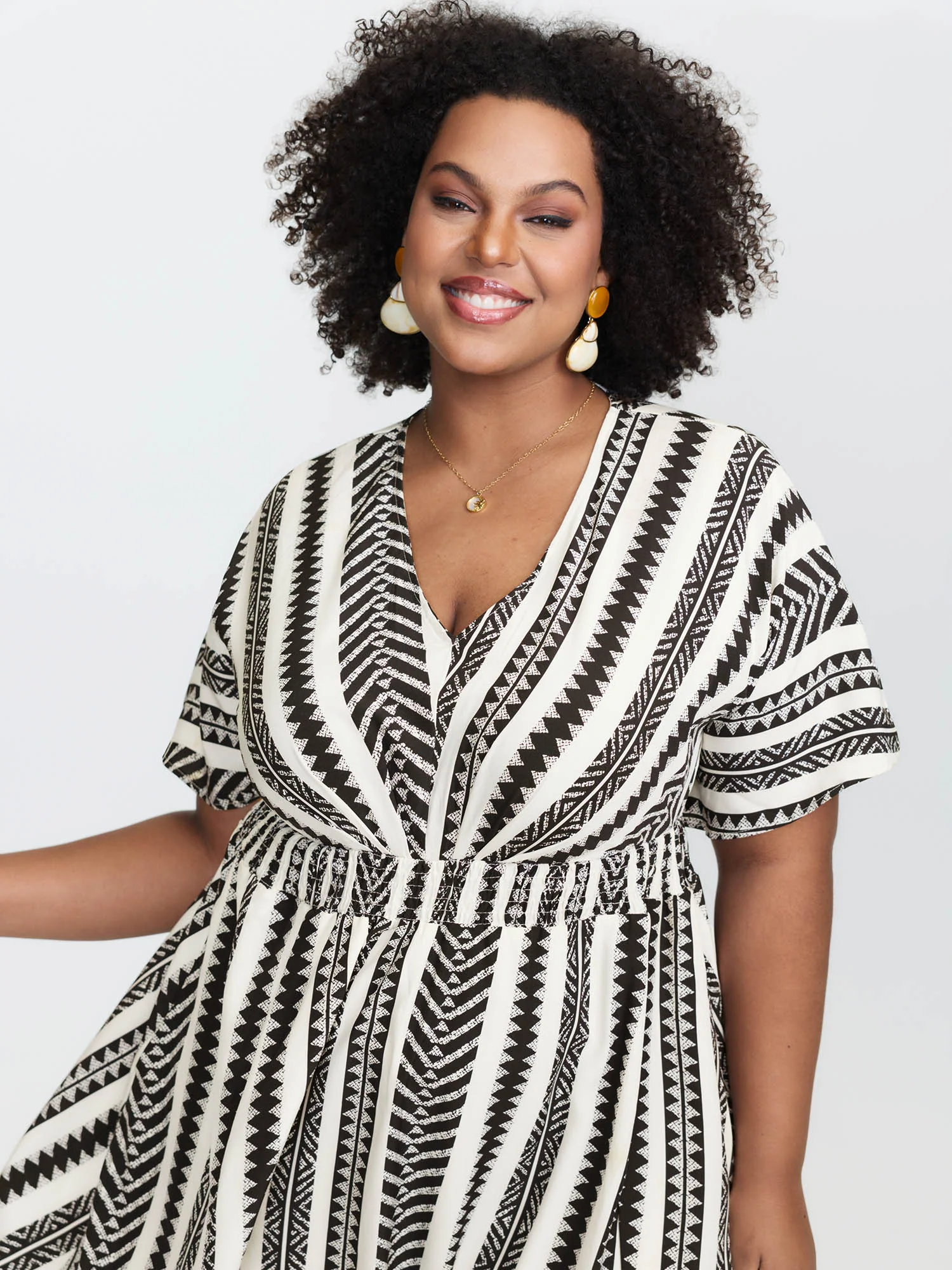 Solid Geometric Dolman Sleeve Pocket Shirred Split Hem Dress - Image 14