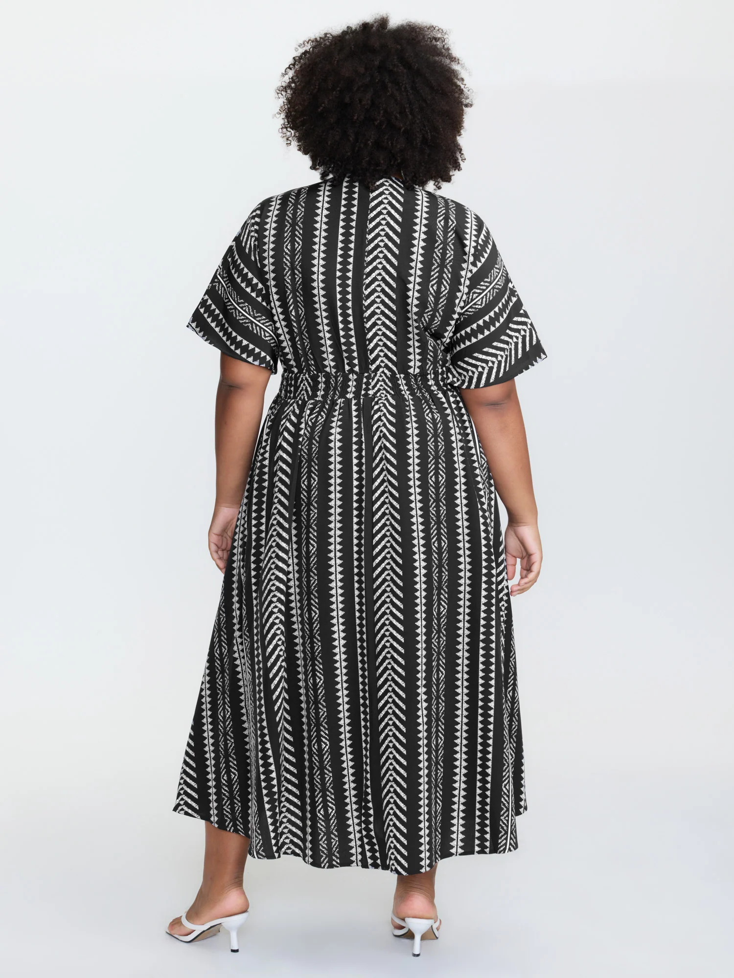 Solid Geometric Dolman Sleeve Pocket Shirred Split Hem Dress - Image 4