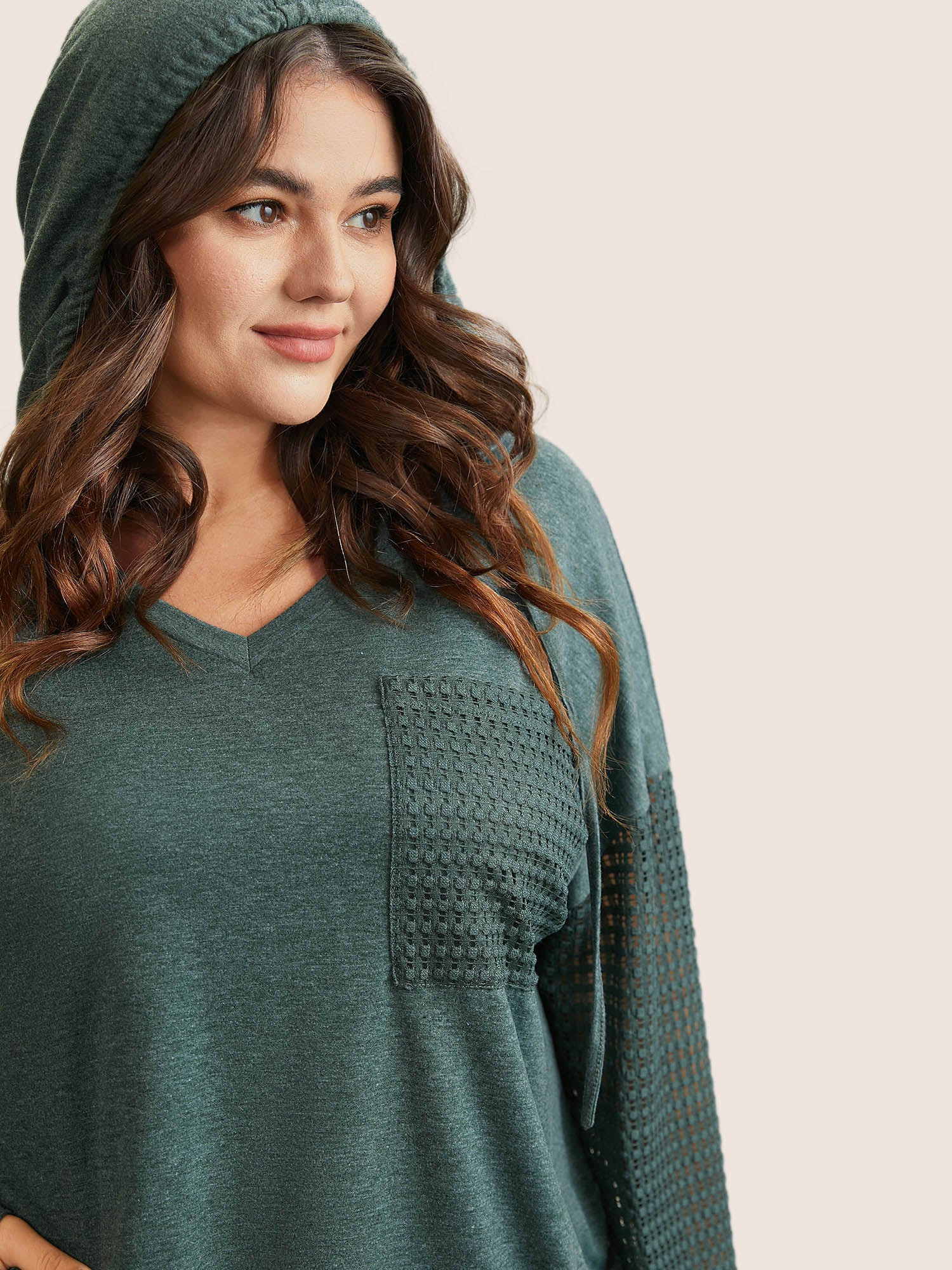 Solid Heather Patched Pocket Textured T-shirt - Image 3