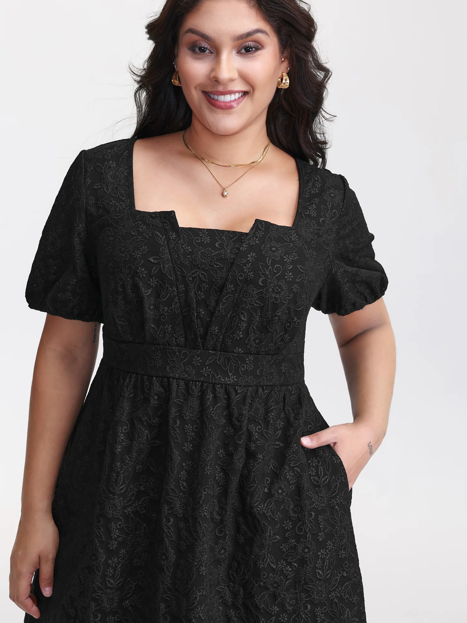 Solid Jacquard Puff Sleeve Midi Dress - Image 2