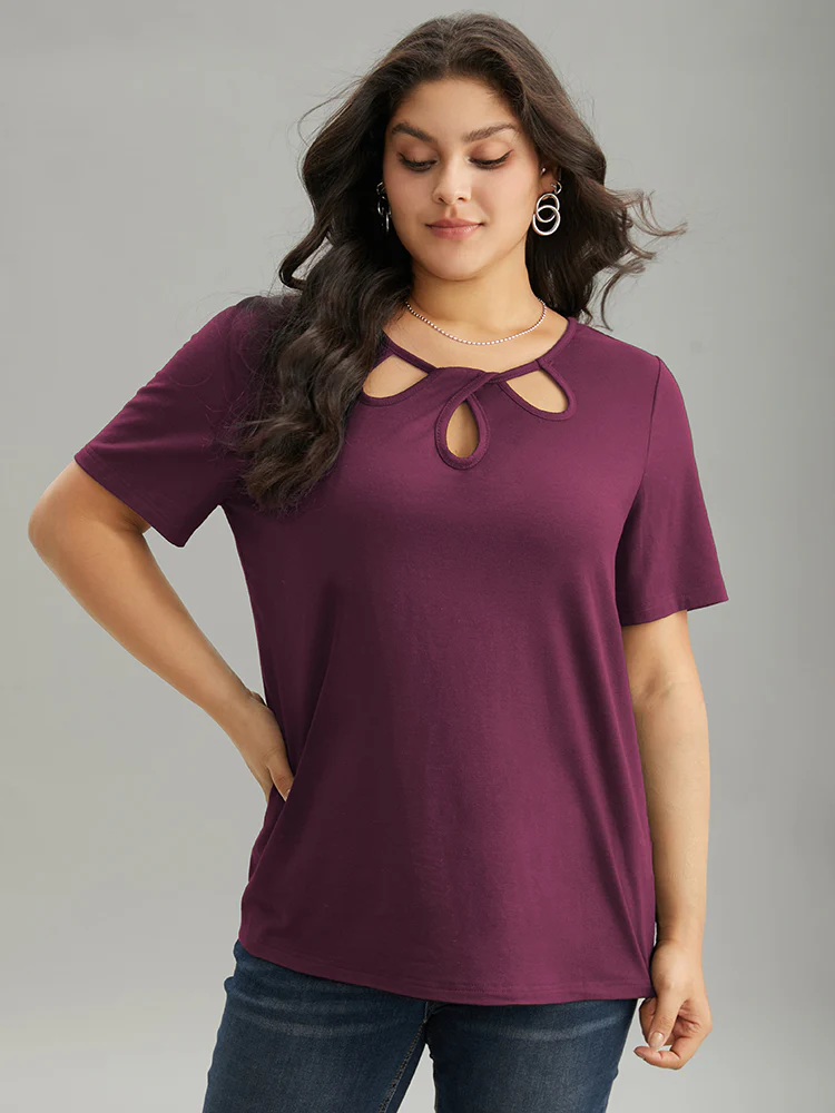 Solid Keyhole Cut Out T-shirt - Image 2