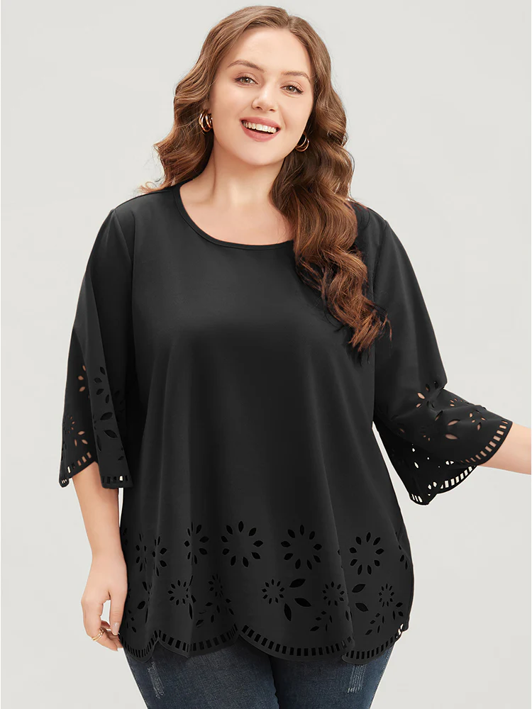 Solid Laser Cut Scalloped Trim T-shirt - Image 2